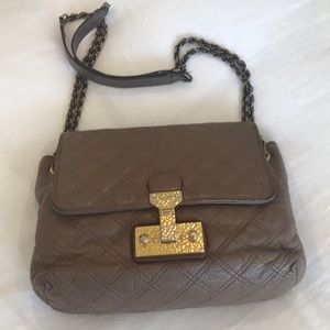 Marc Jacobs Quilted Shoulder Bag - Beige/Gold